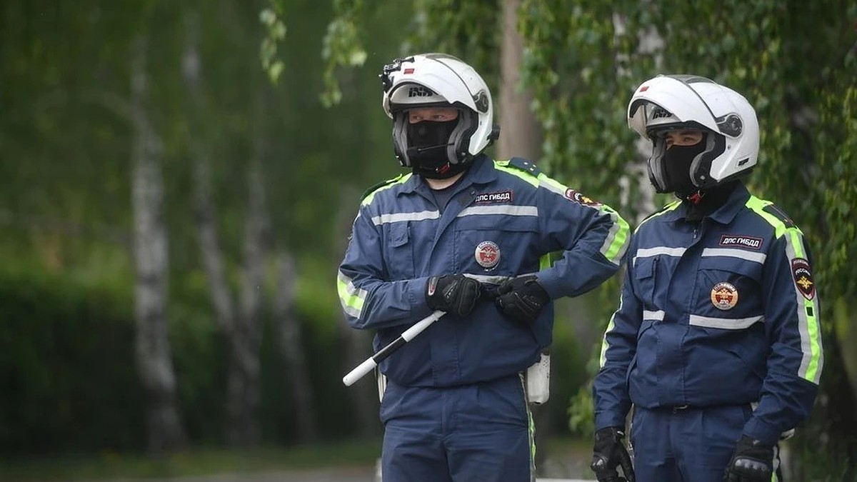 За минувшие выходные полиция Новосибирска поймала более 20 пьяных водителей  - KP.RU