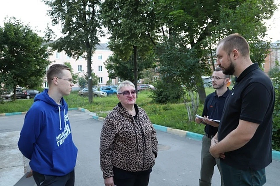 Никита Бурвиков совместно с жителями Пролетарского округа продолжает сбор гуманитарной помощи