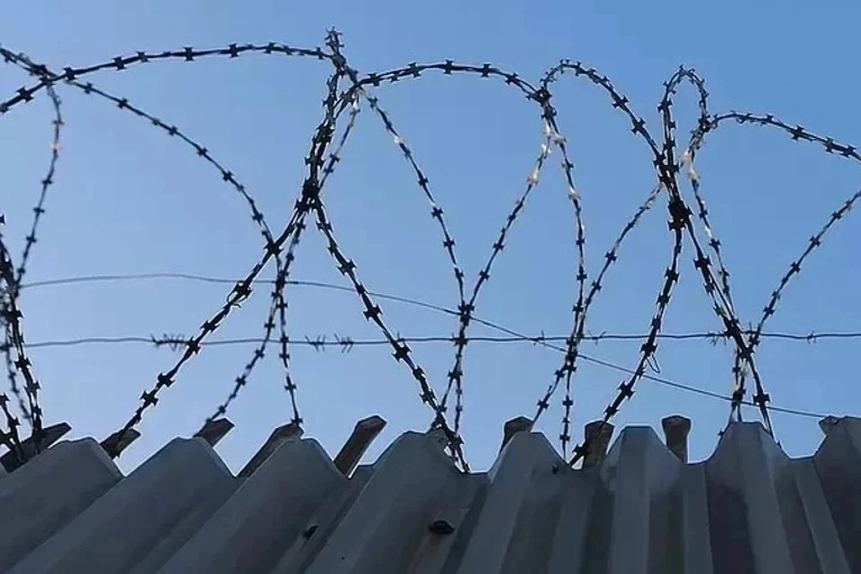 В Крыму мужчина пытался сбыть 98 закладок с наркотиками и сел почти на 11 лет