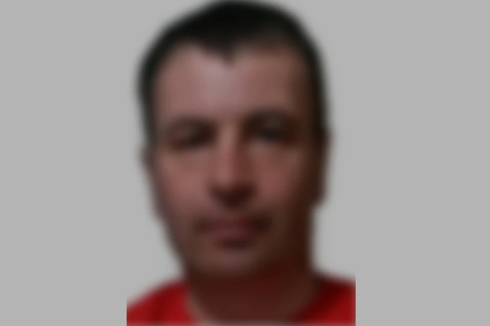 В Новосибирске пропал 39-летний мужчина в темно-синих брюках. Фото: ПСО "ЛизаАлерт" НСО.