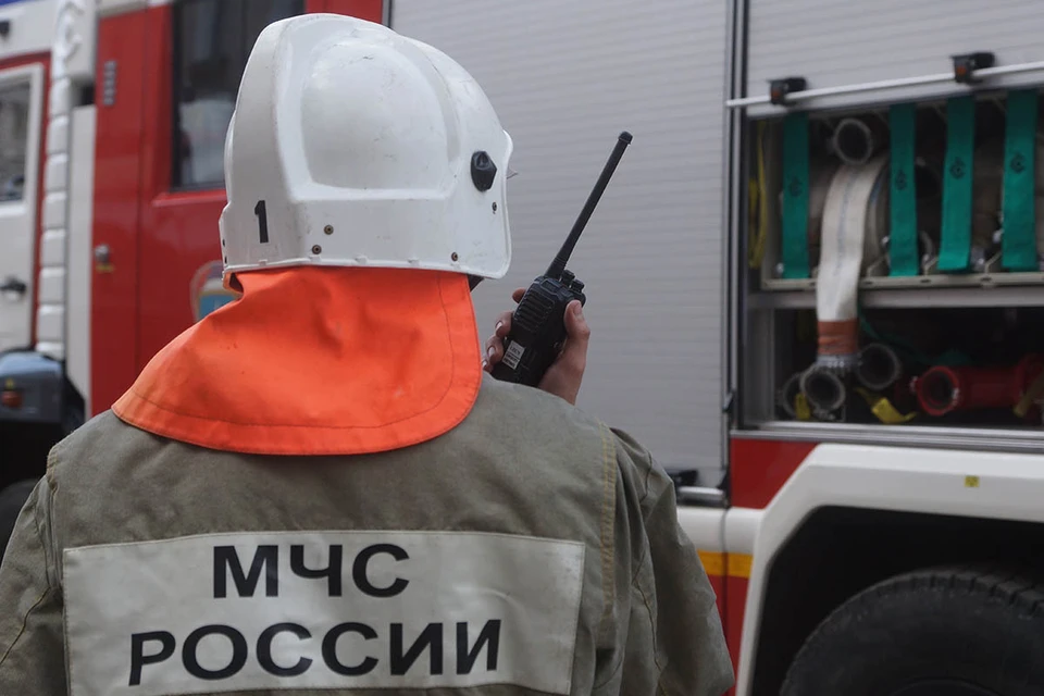 Этим утром на юге Москвы спасали крановщика. Как стало известно, мужчина потерял сознание в кабине башенного крана на высоте 32 этажа