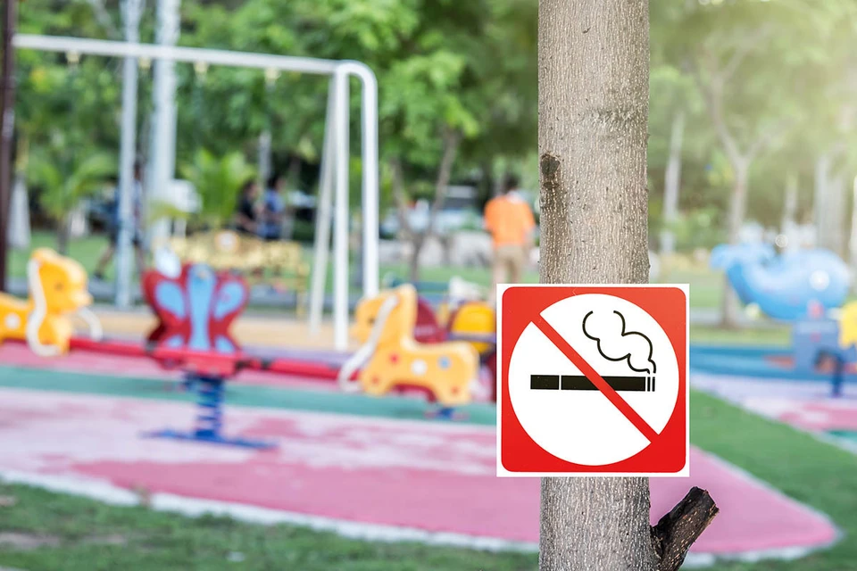 Дмитрий Косарев назвал провокационной идею штрафовать родителей за курение детей