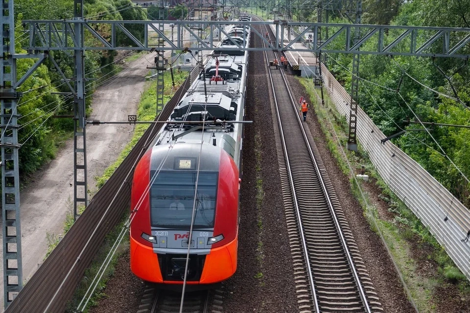 Названа ориентировочная цена билета на ВСМ между Москвой и Петербургом.