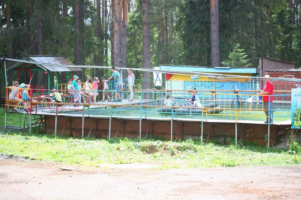 Лагерю запретили использовать бассейн. Фото: vk.com/aliezori