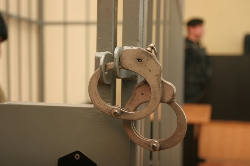 Подозреваемый улетел на родину, а в международный розыск его не подали.