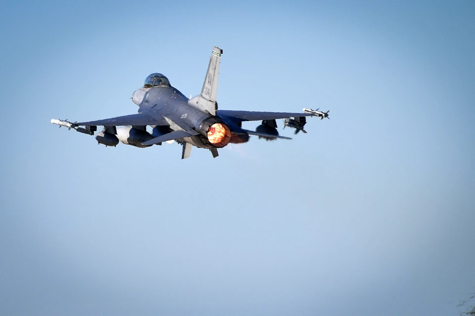 За сбитый американский истребитель F-16 обещают премию 15 миллионов рублей. Фото: Zuma/ТАСС