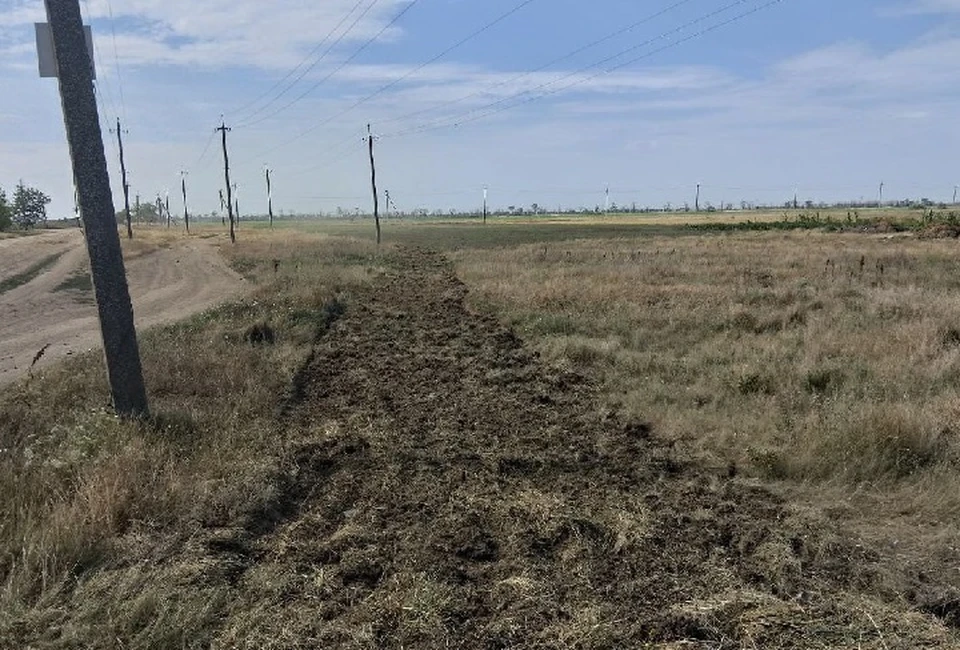 В Чаплынском округе Херсонской области повторно создали противопожарные полосы. ФОТО: администрация Чаплынского муниципального округа