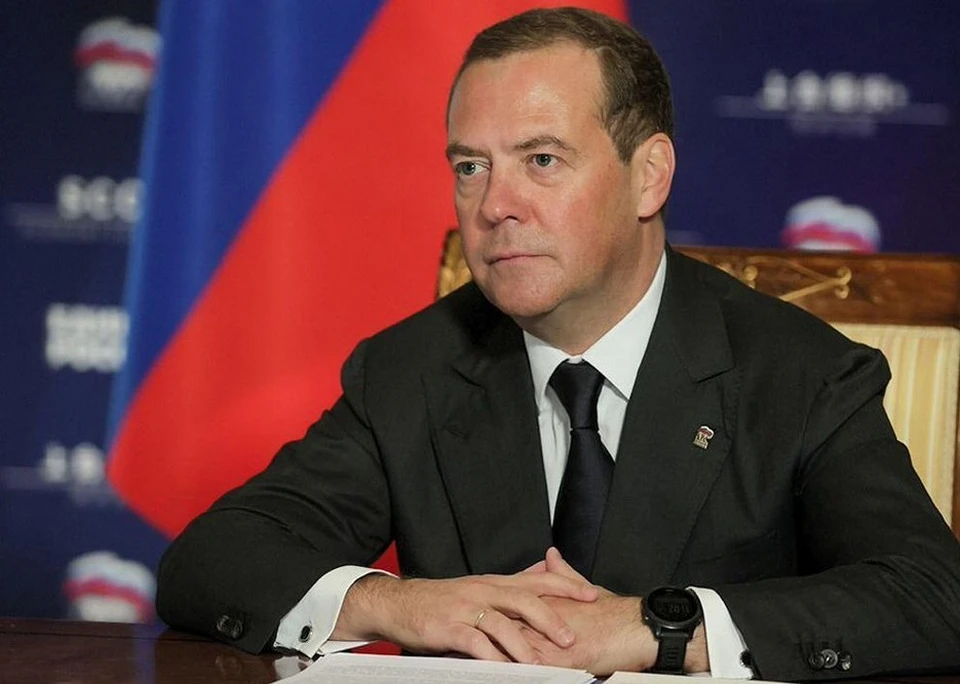 Медведев: Россия не даст США устроить глобальную катастрофу