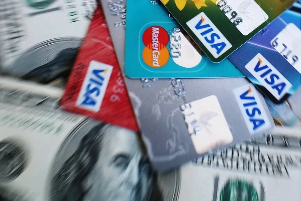 РСХБ сообщил о продолжении работы карт платежной системы Union Pay за границей Фото: Евгений Курсков/ТАСС