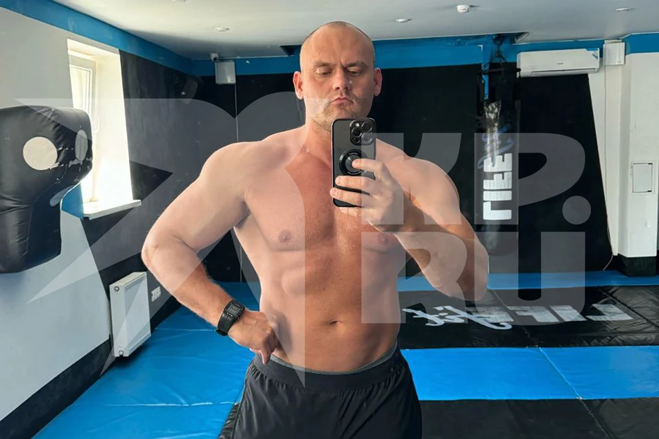 Мужчина совсем недавно вышел на свободу.