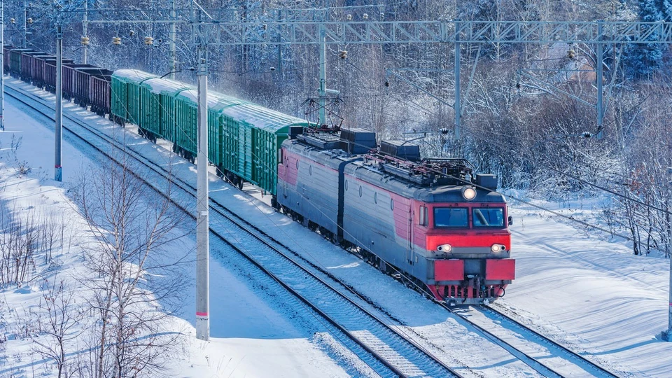 Обновленные поезда будут поступать в ЛНР