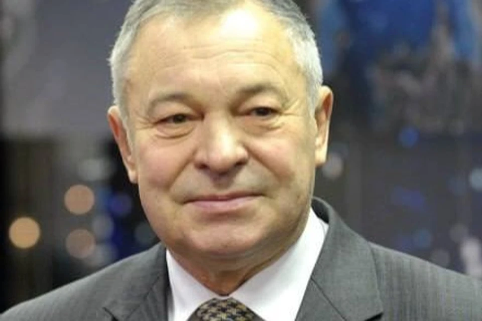 Юрий Викторович является уроженцем п. Колтубановский Бузулукского района.