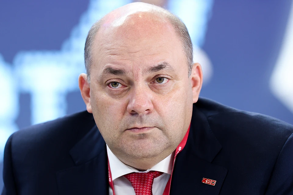 Врио губернатора Курской области Алексей Смирнов регулярно информирует жителей о последних событиях. Фото: Петр Ковалев/ТАСС