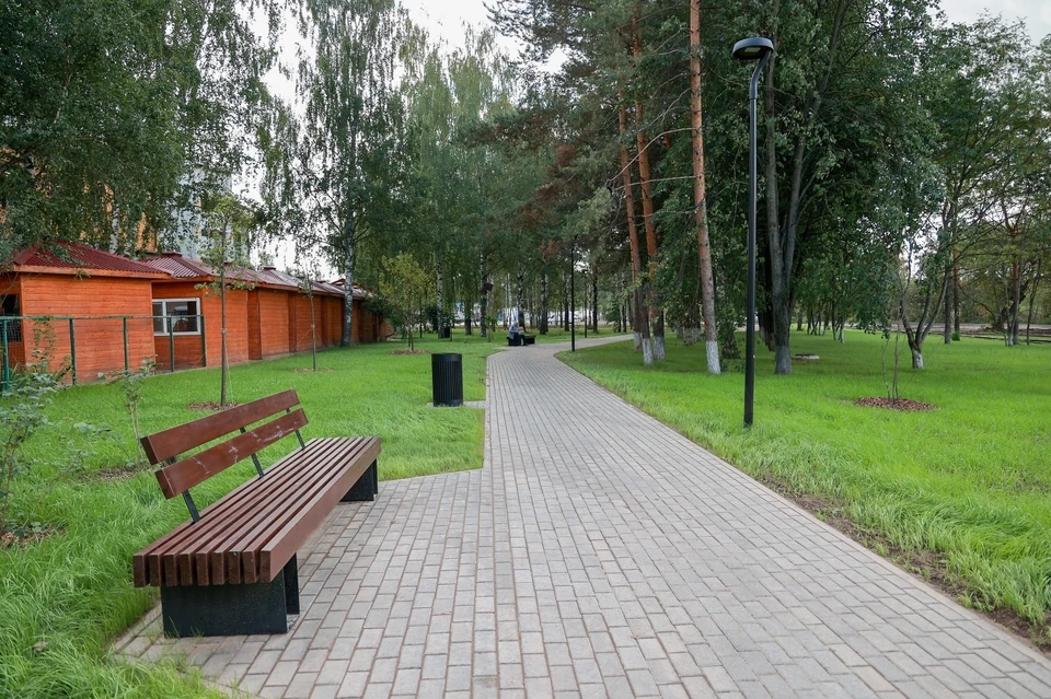 Сквер на улице Рябцева благоустроили в Нижнем Новгороде.