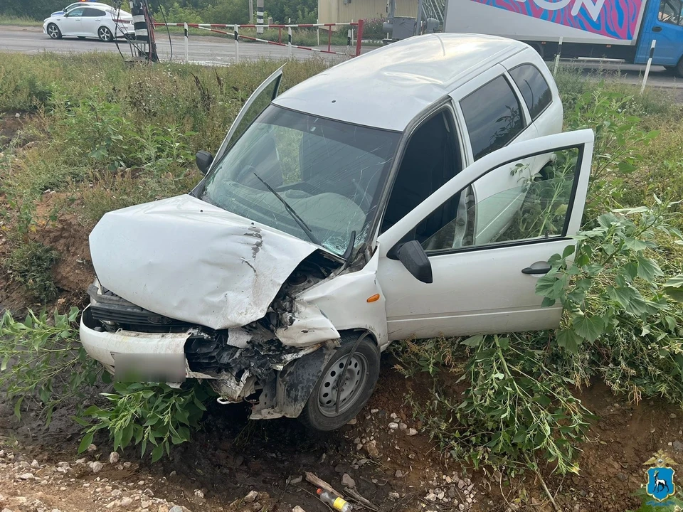 Отечественный автомобиль получил заметные повреждения
