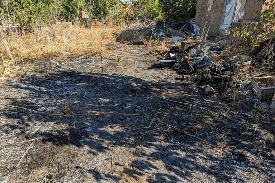 Небрежность чуть не привела к большому пожару в Масловке. Фото: тг-канал Виталия Гуры.