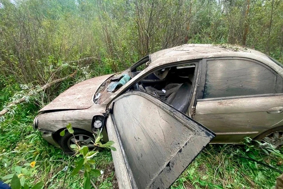 12 часов в искореженной машине: в Самарской области спасли мужчину, пропавшего по дороге на дачу