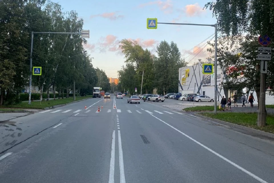 В Новосибирске водитель «Тойоты» сбил женщину с ребенком на пешеходном переходе. Фото: Госавтоинспекция Новосибирской области