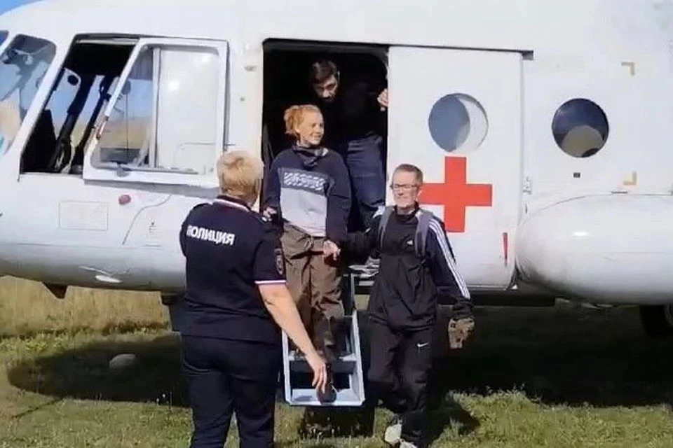В горах Алтая завершилась эвакуация молодых туристов, заблудившихся на Синюхе