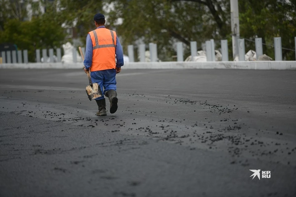 Работы на дороге начали вести еще вечером 25 августа