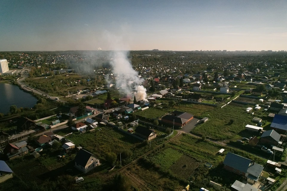 Под Новосибирском случился крупный пожар в частном доме. Фото: читатель КП-Новосибирск