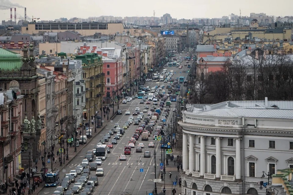 Движение ограничат в центре Петербурга в связи с проведением международного форума объединенных культур.