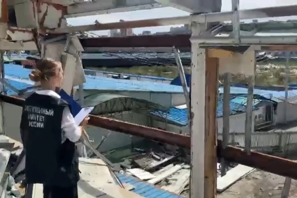 Все произошло во время съемок демонтажа ТЦ «Союз». Фото: принтскрин СУ СК РФ по Приморью.