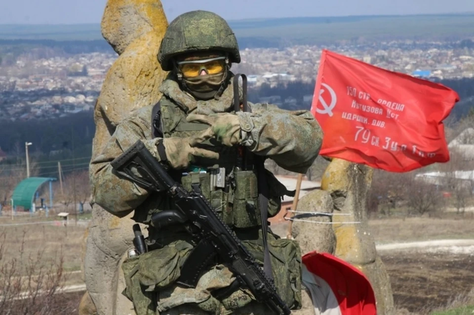 Бывший директор школы пожертвовал жизнью ради боевых товарищей: взорвал гранату рядом с боевиками ВСУ