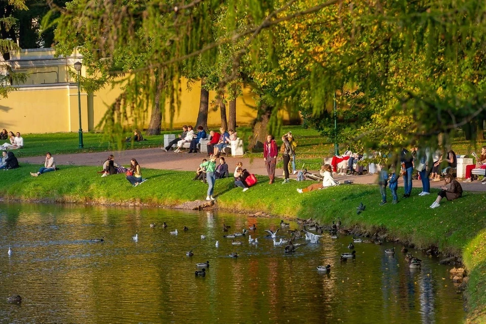 17 сентября в Петербурге станет последним жарким днем осени.