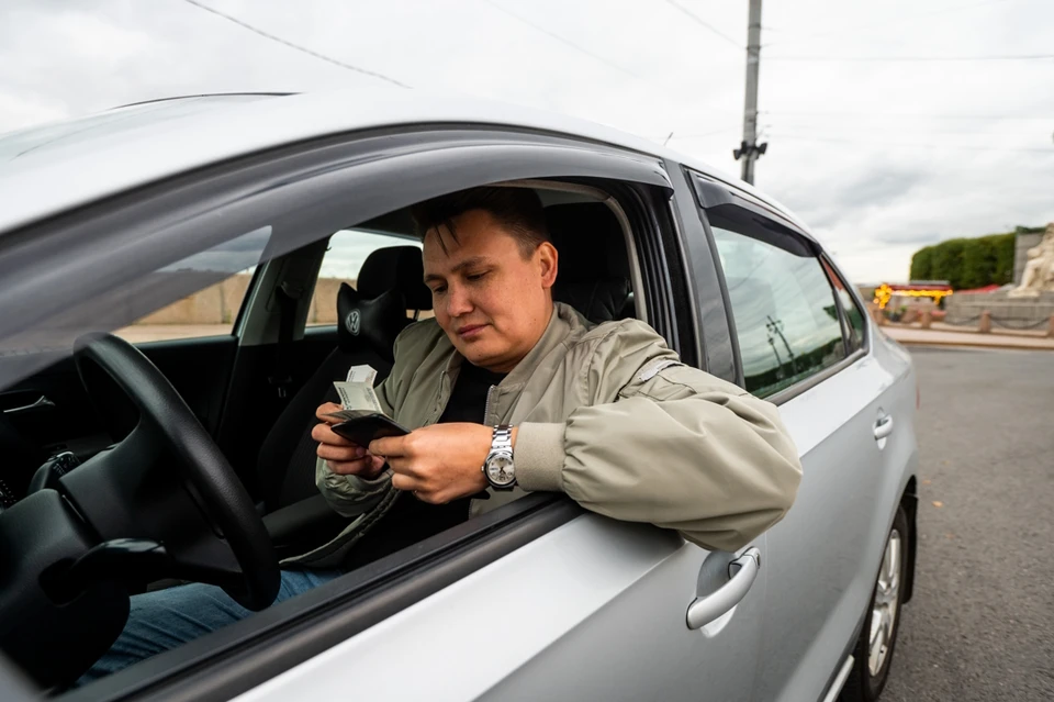 Автошколы Петербурга обсудили с депутатами в ЗакСе повышение цен на обучение водителей.