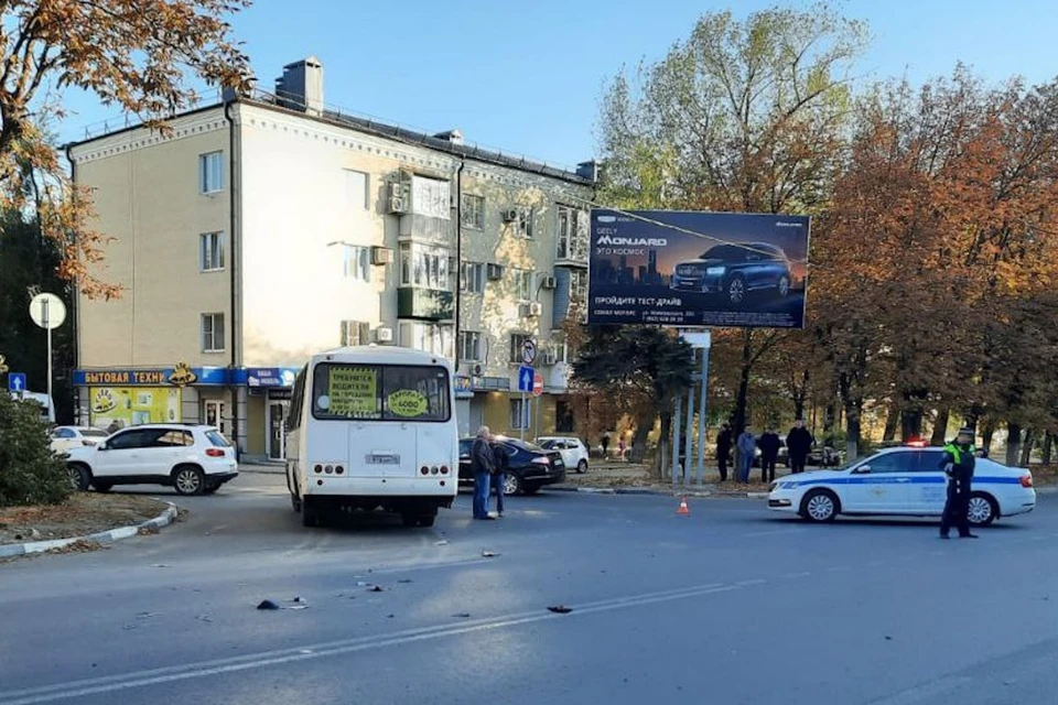 В Шахтах мотоциклист погиб при столкновении с автобусом. Фото: УГАИ по Ростовской области