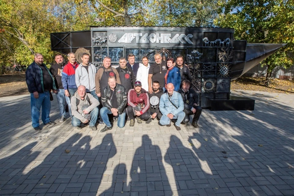 В столице ДНР прошел ежегодный фестиваль кузнечного мастерства. Фото: Председатель «Союза фотохудожников ДНР» Артем Поваров