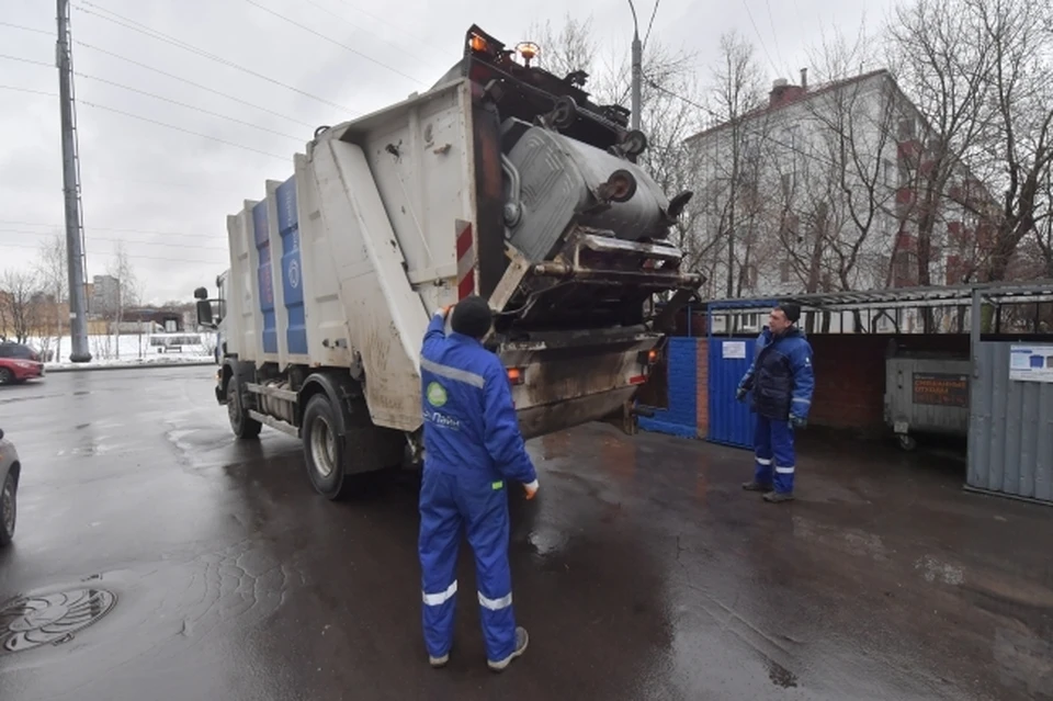 В ЛНР поступит дополнительно 33 единицы спецтехники