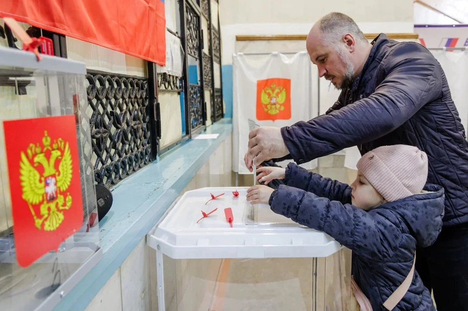 В выборах в этом году южноуральцы участвовали от мала до велика.