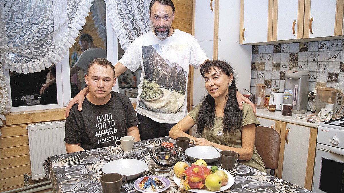 на четвереньках частное 