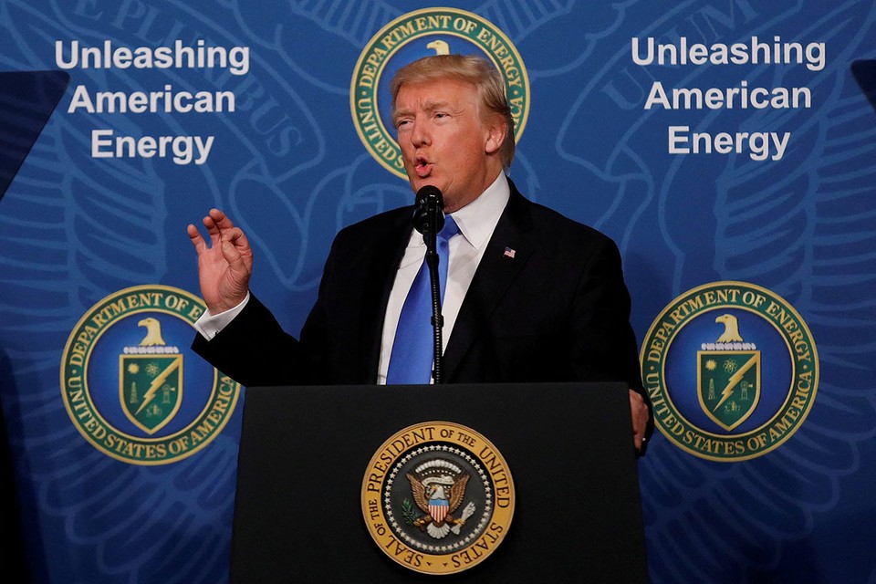 Отменит ли Трамп санкции против России: Намек взбудоражил экспертов и финансистов