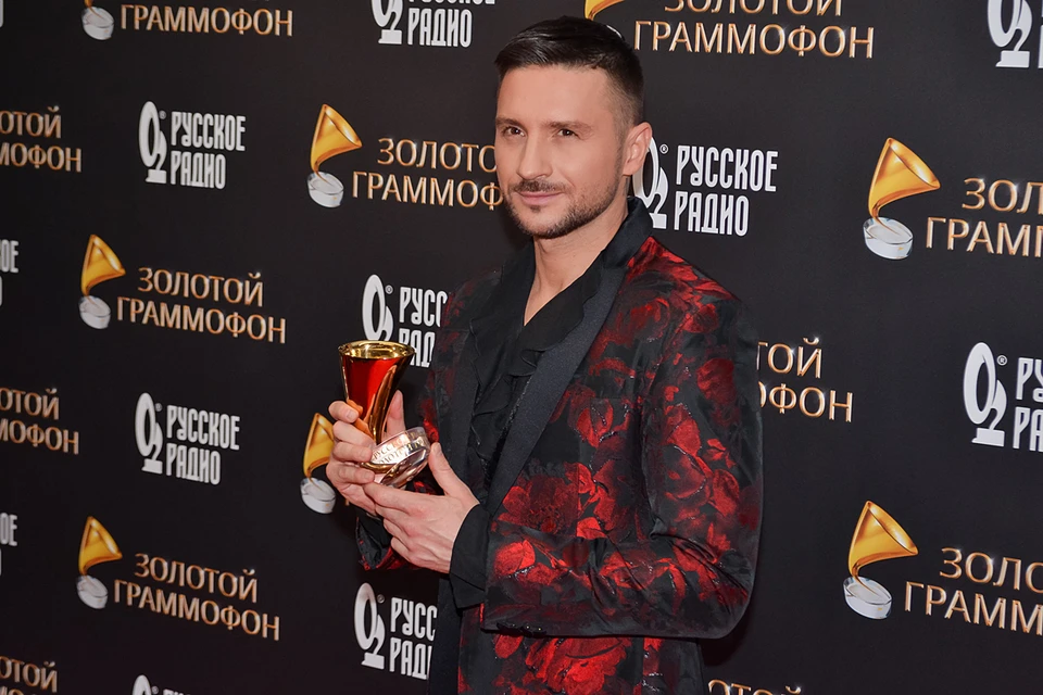 Сергей взял сразу два «Золотых граммофона»