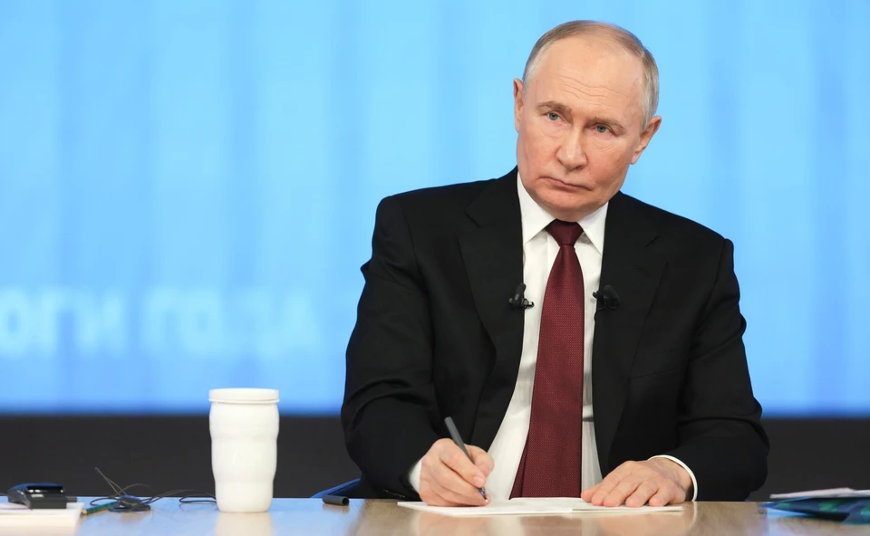 В ходе прямой линии Путин дал высокую оценку работе программы «Время героев». Фото: http://www.kremlin.ru/