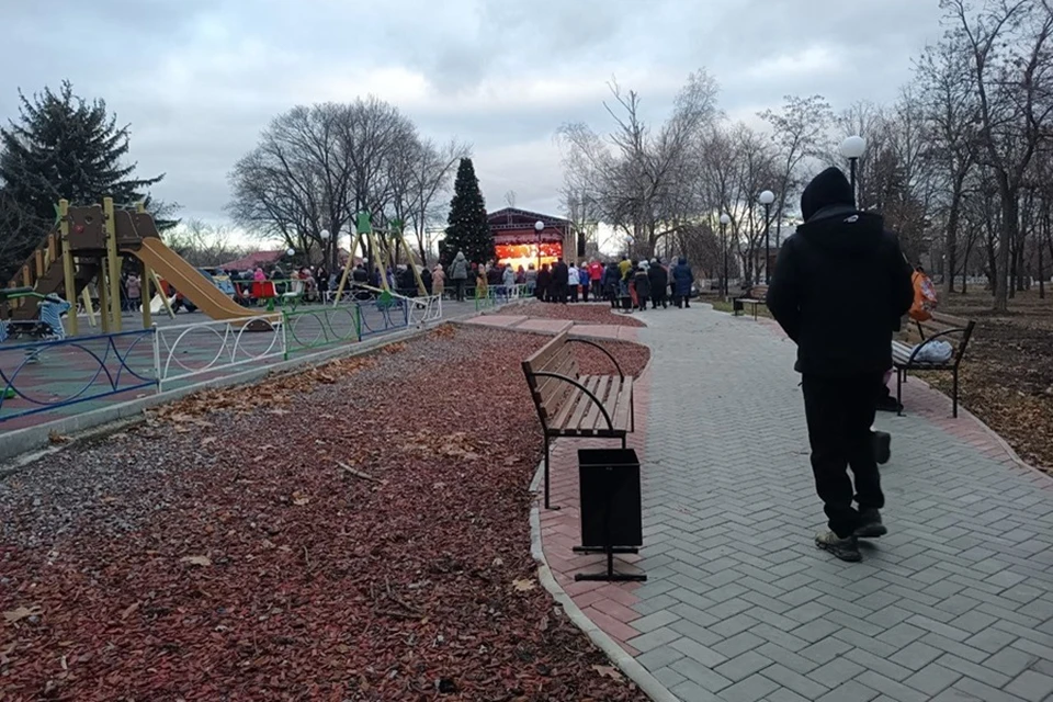 В Володарском округе ДНР перед новогодними праздниками открыли три объекта. Фото: ТГ/Пушилин