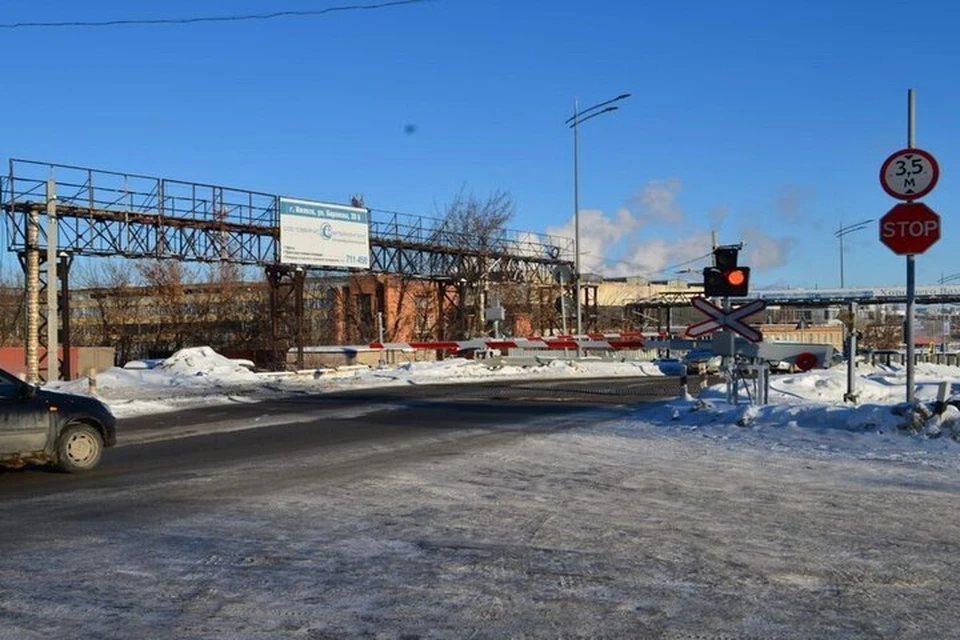 Автоматический шлагбаум на железнодорожном переезде. Фото: Администрация Ижевска