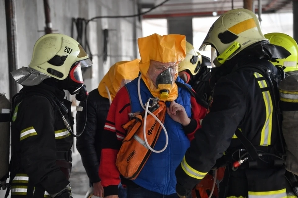 ЧП произошло поздно вечером 27 января на первом этаже панельного пятиэтажного дома на улице Рихарда Зорге.