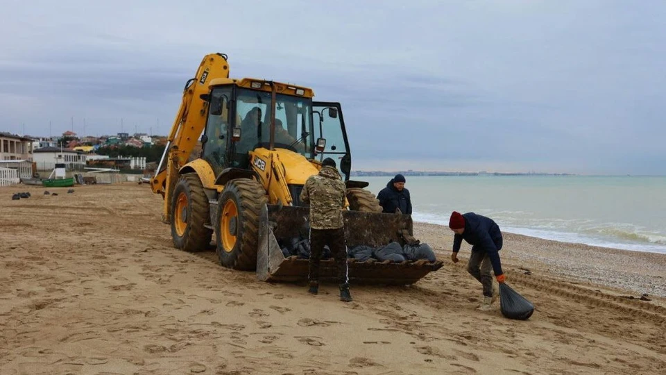 В Крыму зона чрезвычайной ситуации расширена еще на шесть муниципалитетов. Фото: МЧС России