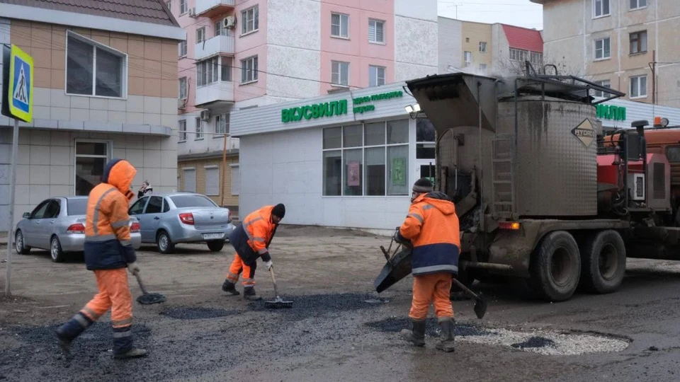 В Астрахани продолжают облагораживать улицы
