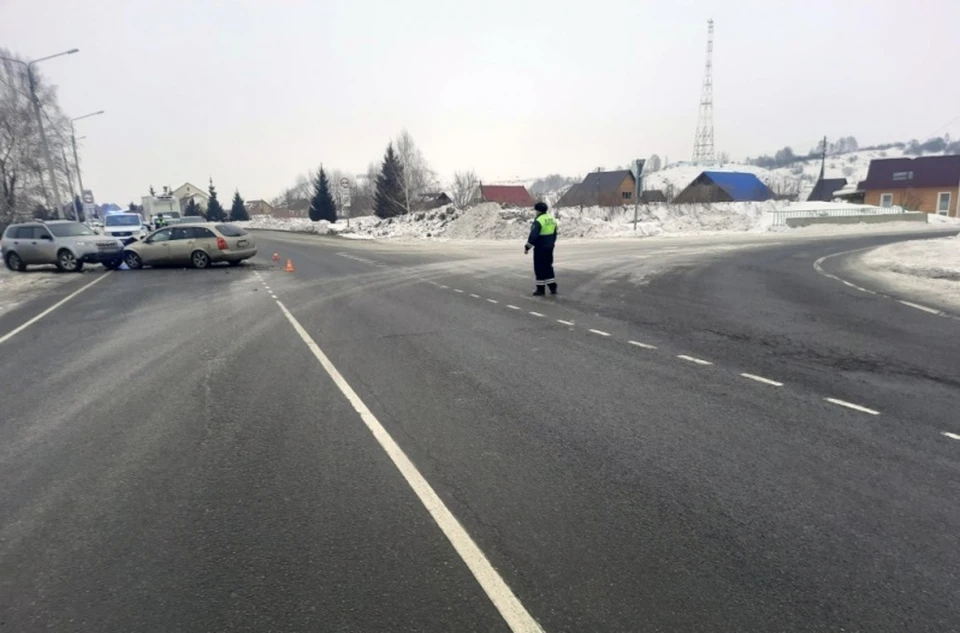 В авариях пострадали два человека