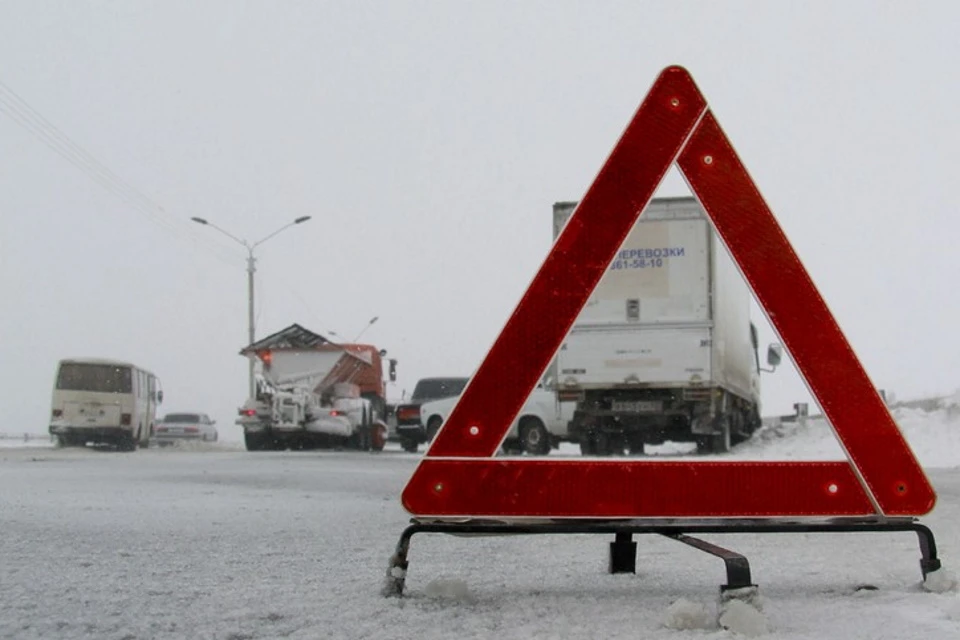 На месте происшествия уже работают оперативные службы города