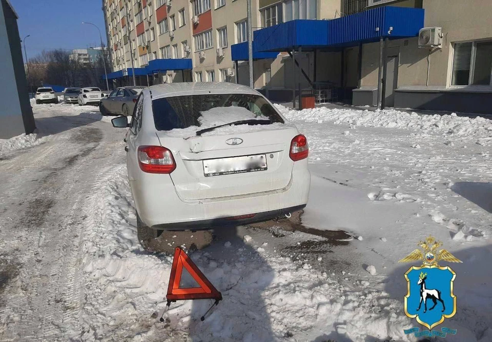 В припаркованных машинах в этот момент никого не было, так что обошлось без человеческих жертв