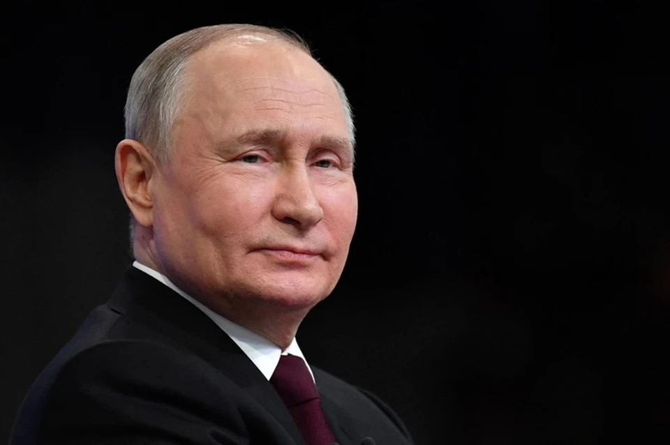 Владимиру Путину показали наконечник ракеты «Орешник»