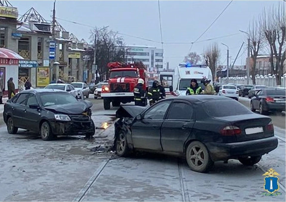 В Ульяновске в столкновении двух легковушек на Марата пострадали двое человек | ФОТО: Госавтоинспекция Ульяновской области