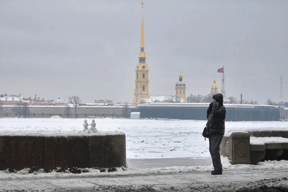 Гребень антициклона прекратит осадки в Петербурге.