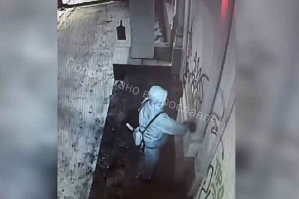В Ярославле задержали еще одного "художника". ФОТО: группа "Подслушано в Ярославле" ВКонтакте